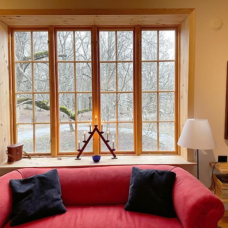 Spectacular 6-Bed House In Beautiful Manor Park Mariefred Exterior foto