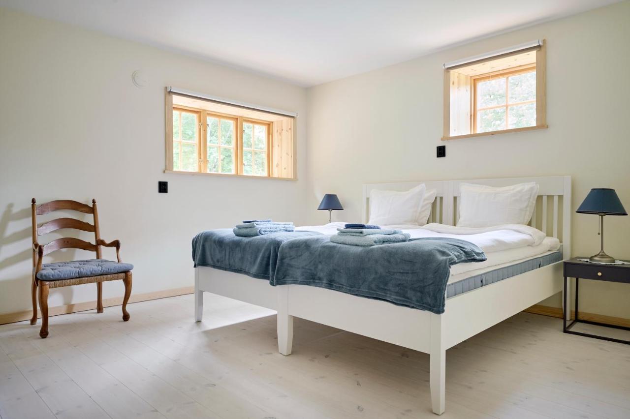 Spectacular 6-Bed House In Beautiful Manor Park Mariefred Exterior foto
